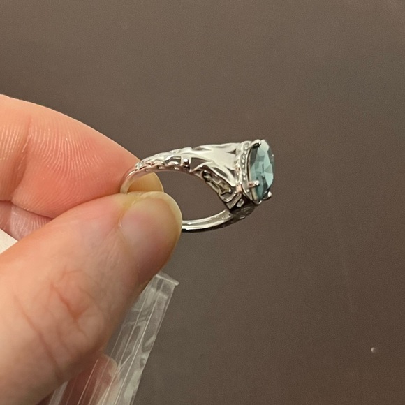 Fragrant Jewels House of Voodoo Collector’s Ring - Picture 4 of 4